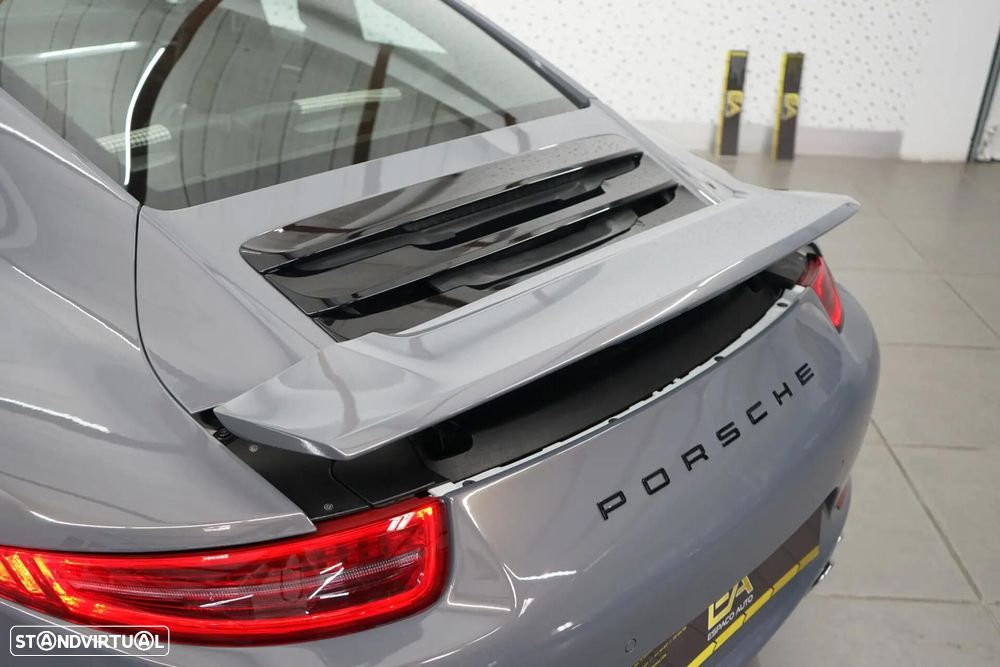 Porsche 911 (991) - 14