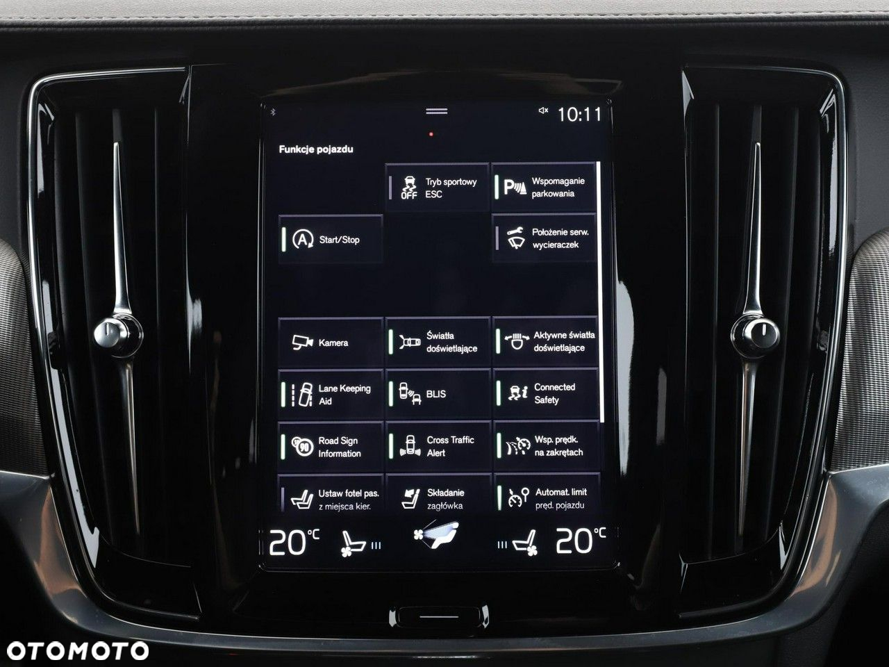 Volvo V90 D4 R-Design - 23
