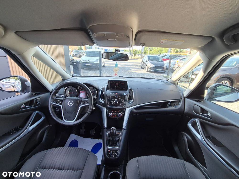 Opel Zafira Tourer 1.4 Turbo Business Innovation - 31