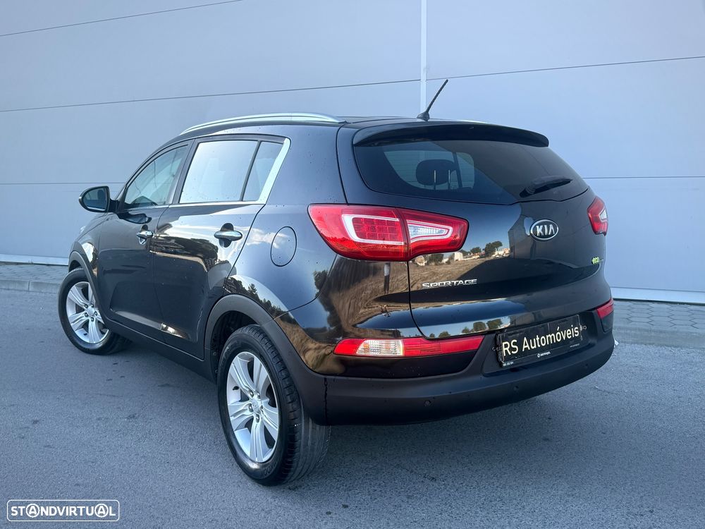 Kia Sportage 1.7 CRDi ISG LX - 4