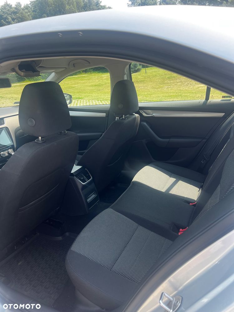 Skoda Octavia 1.6 TDI Ambition - 7