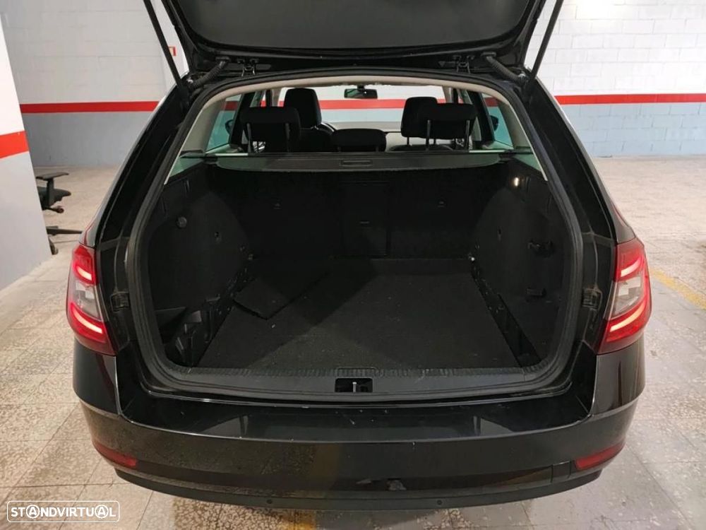 Skoda Octavia Break 1.6 TDi Style - 8