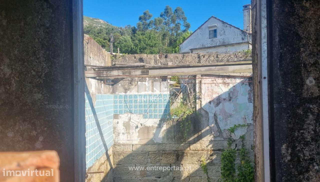 Moradia para recuperar para venda, Lanhelas, Caminha - Grande imagem: 4/10