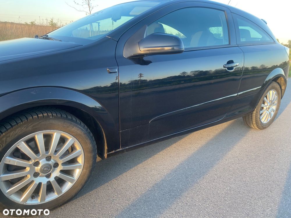 Opel Astra 1.9 CDTI Sport - 11