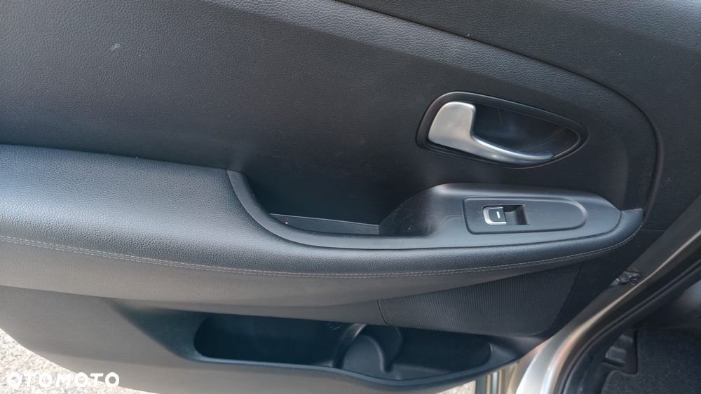 Kia Carens 1.7 CRDi XL - 16