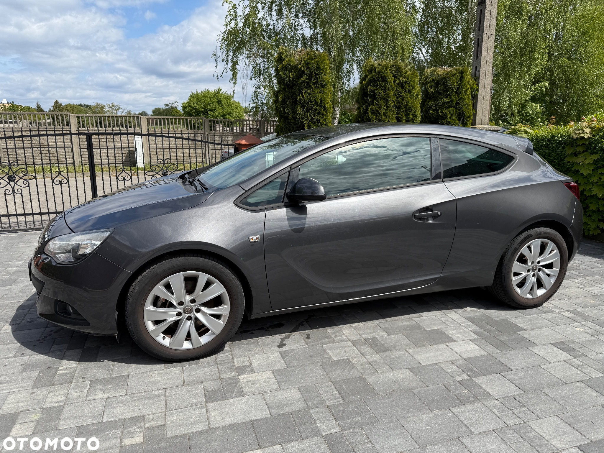 Opel Astra GTC 1.4 Turbo - 12