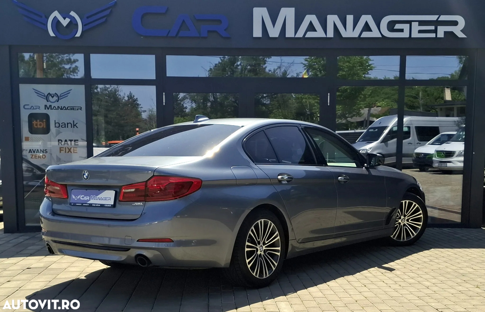 BMW Seria 5 520d - 4