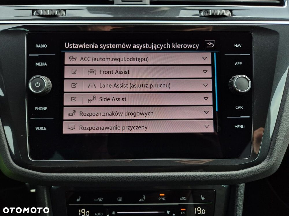 Volkswagen Tiguan 2.0 TDI SCR 4Mot R-Line DSG - 25