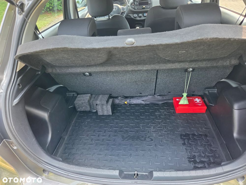 Toyota Yaris 1.5 Active - 11