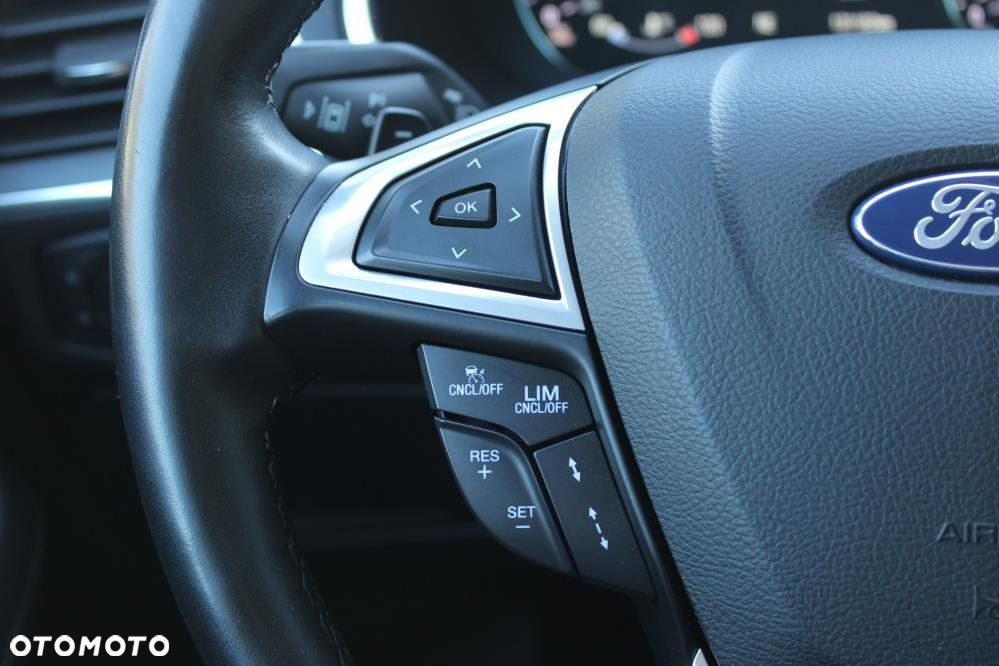 Ford S-Max - 30