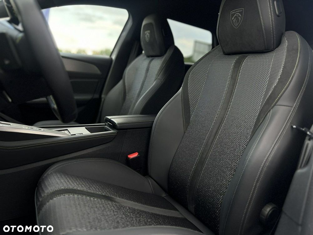 Peugeot 308 1.2 PureTech Allure S&S EAT8 - 31