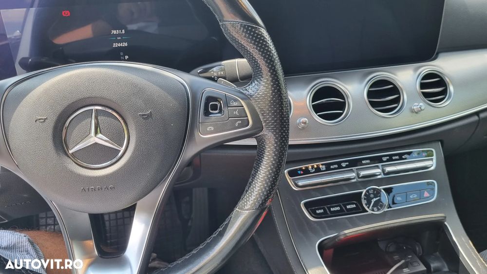 Mercedes-Benz E 200 d 9G-TRONIC - 5
