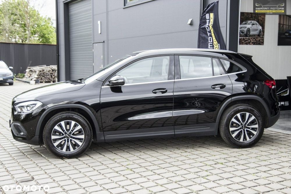 Mercedes-Benz GLA - 19