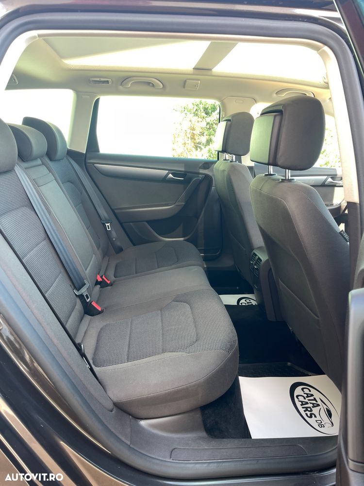 Volkswagen Passat 2.0 TDI BlueMotion Technology Comfortline - 25