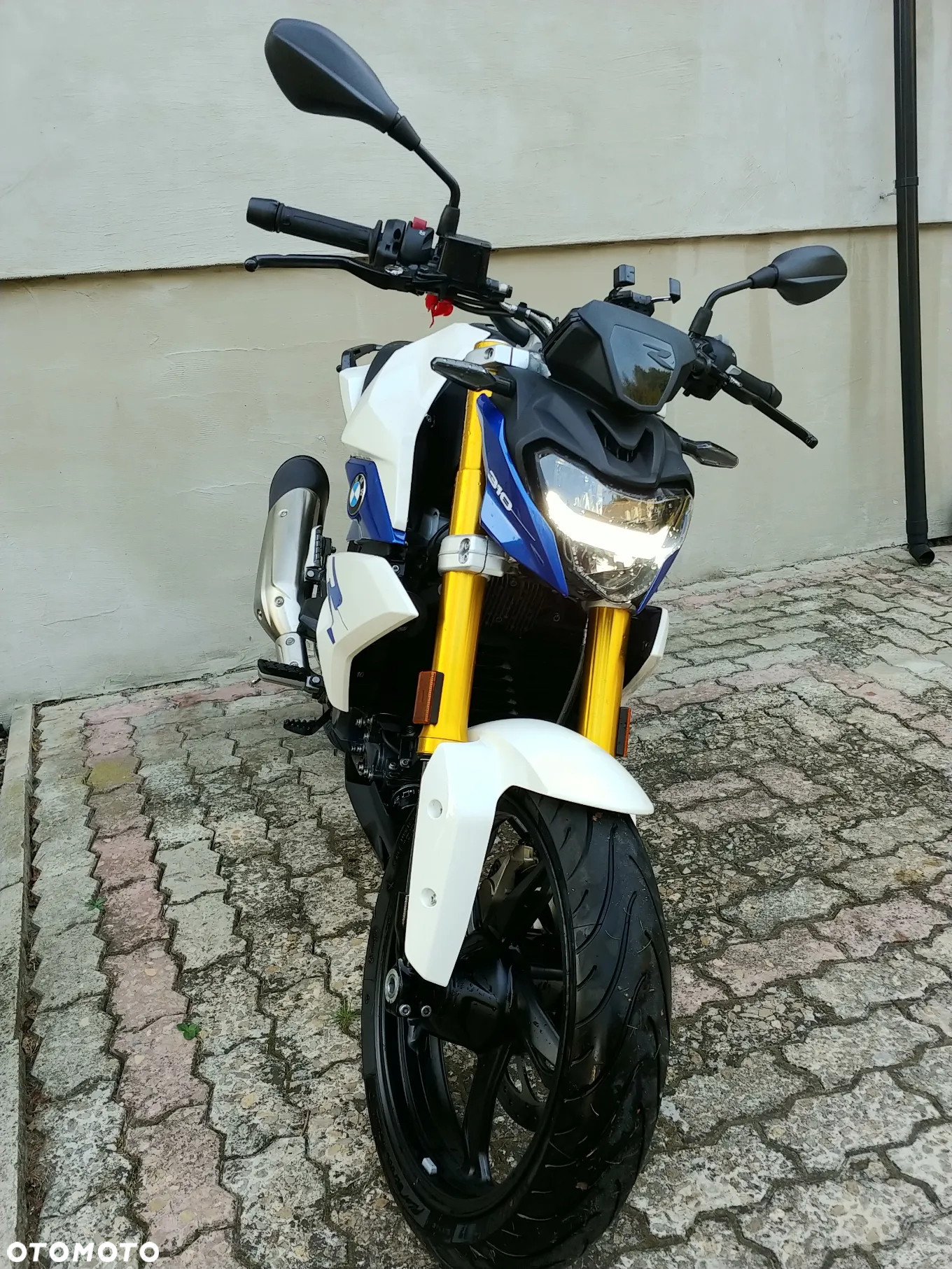 BMW R - 6