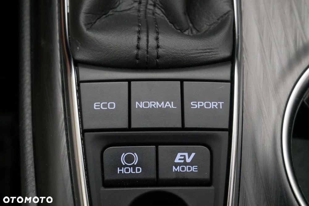 Toyota Camry 2.5 Hybrid Executive CVT - 20