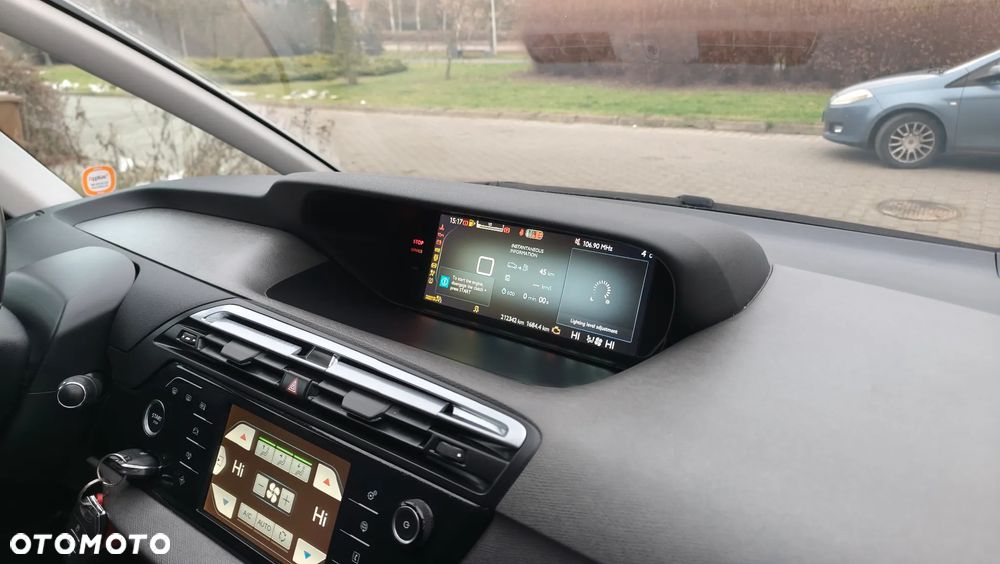 Citroën C4 Grand Picasso PureTech 130 Stop&Start SELECTION - 32