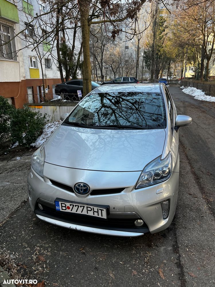 Toyota Prius HSD Sol Plus - 16