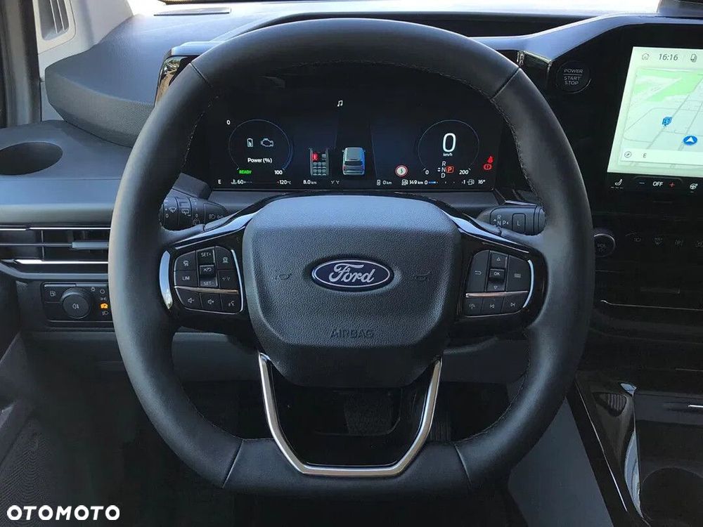 Ford Tourneo Custom - 10