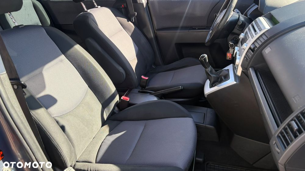 Mazda 5 1.8 Exclusive - 22