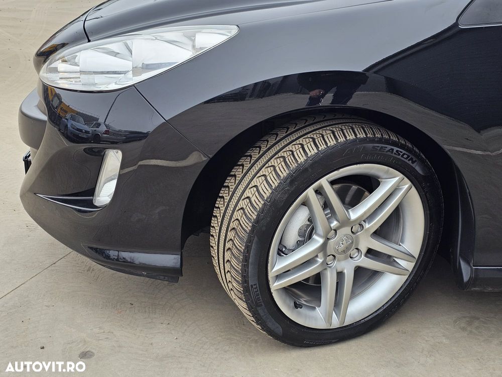 Peugeot 308 CC 1.6 E Premium Pack - 12