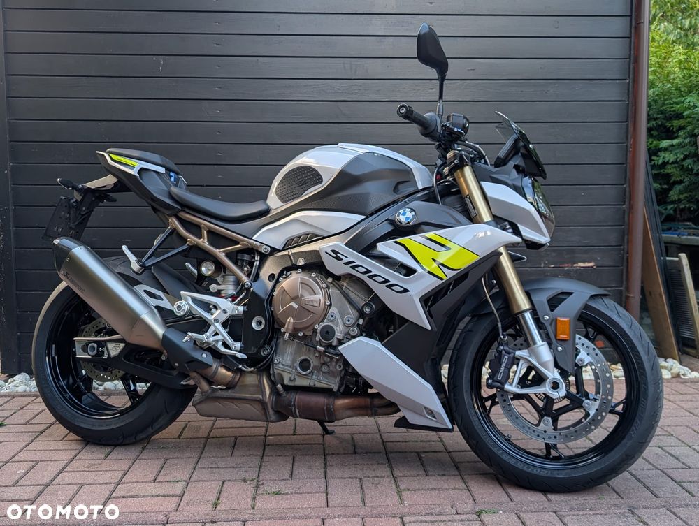 BMW S - 3