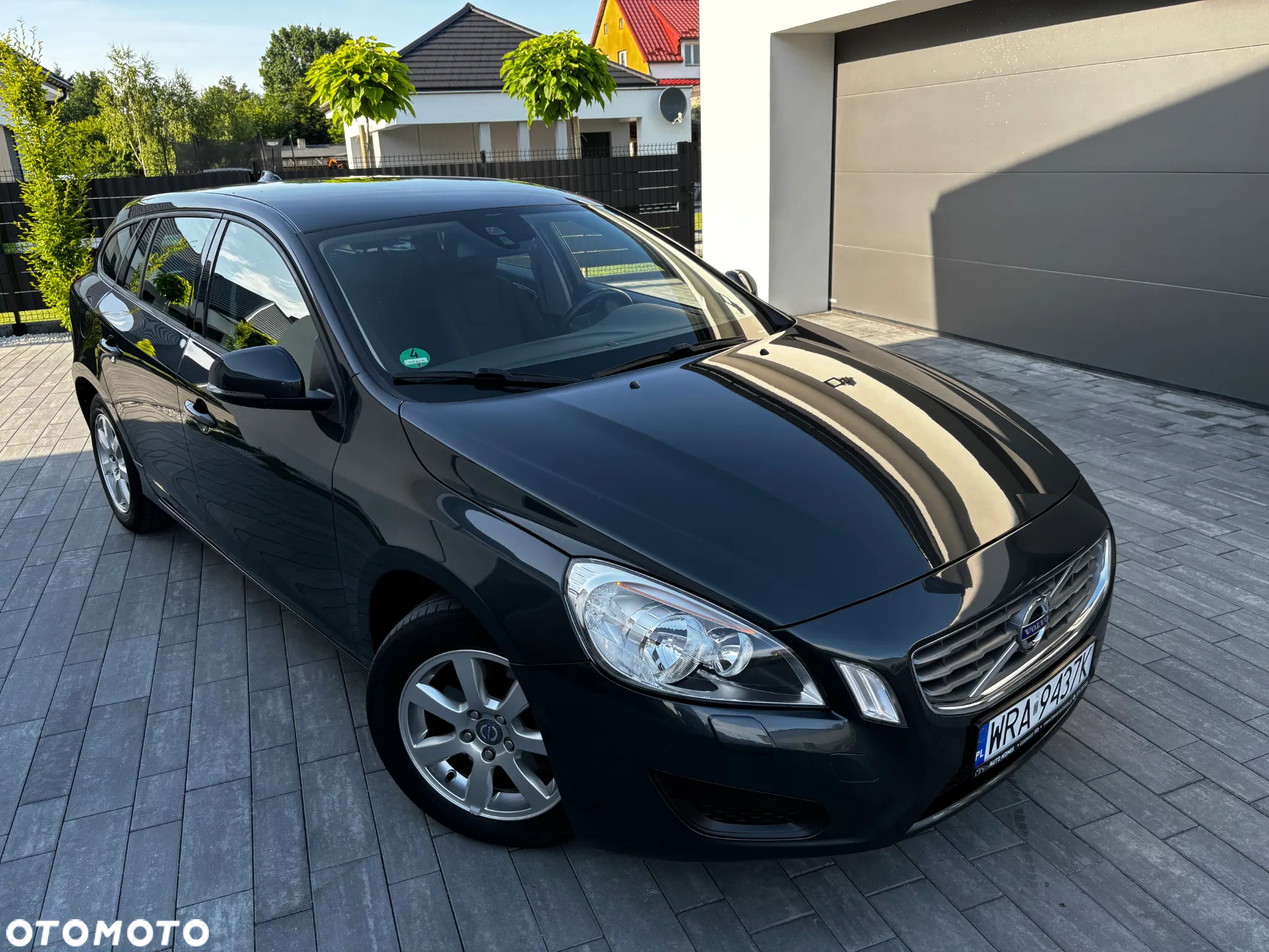 Volvo V60 D2 Momentum - 12