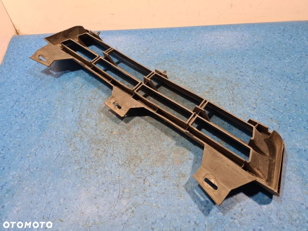 OPEL KADETT E LIFT  ATRAPA / GRILL - 14