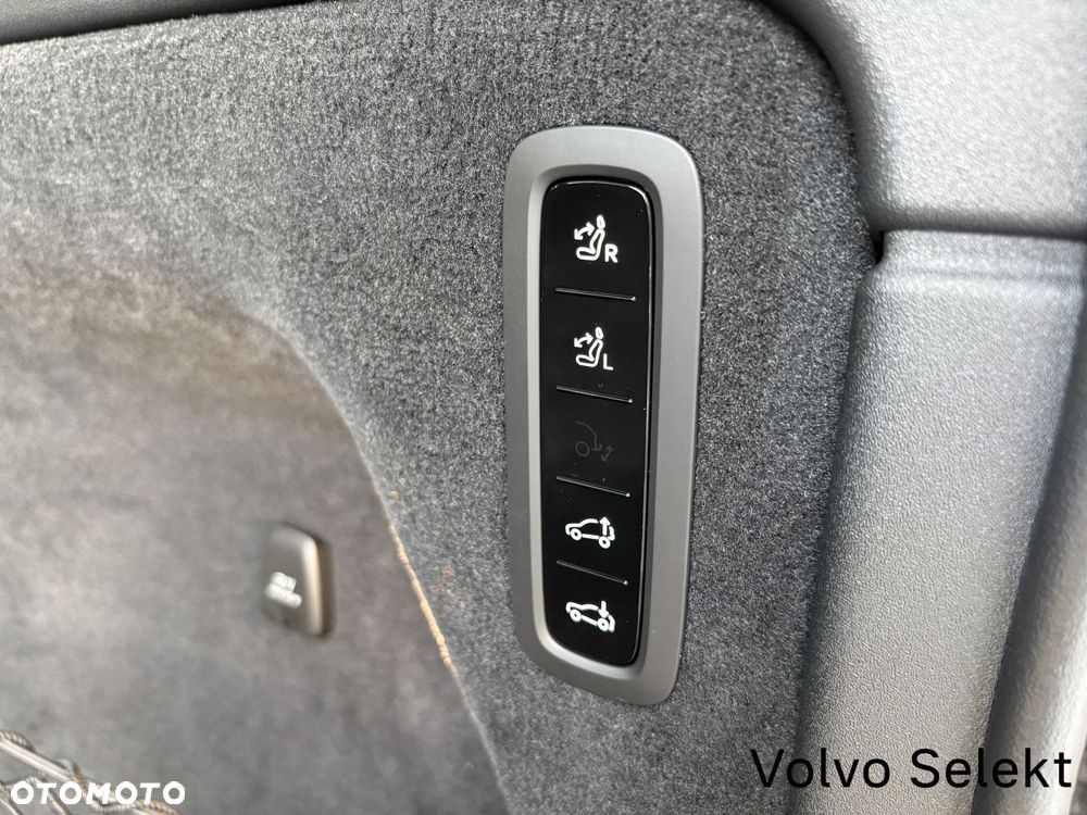 Volvo EX90 - 26
