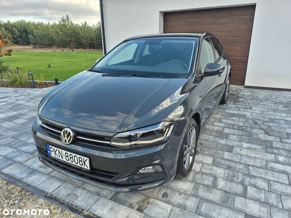 Volkswagen Polo - 2