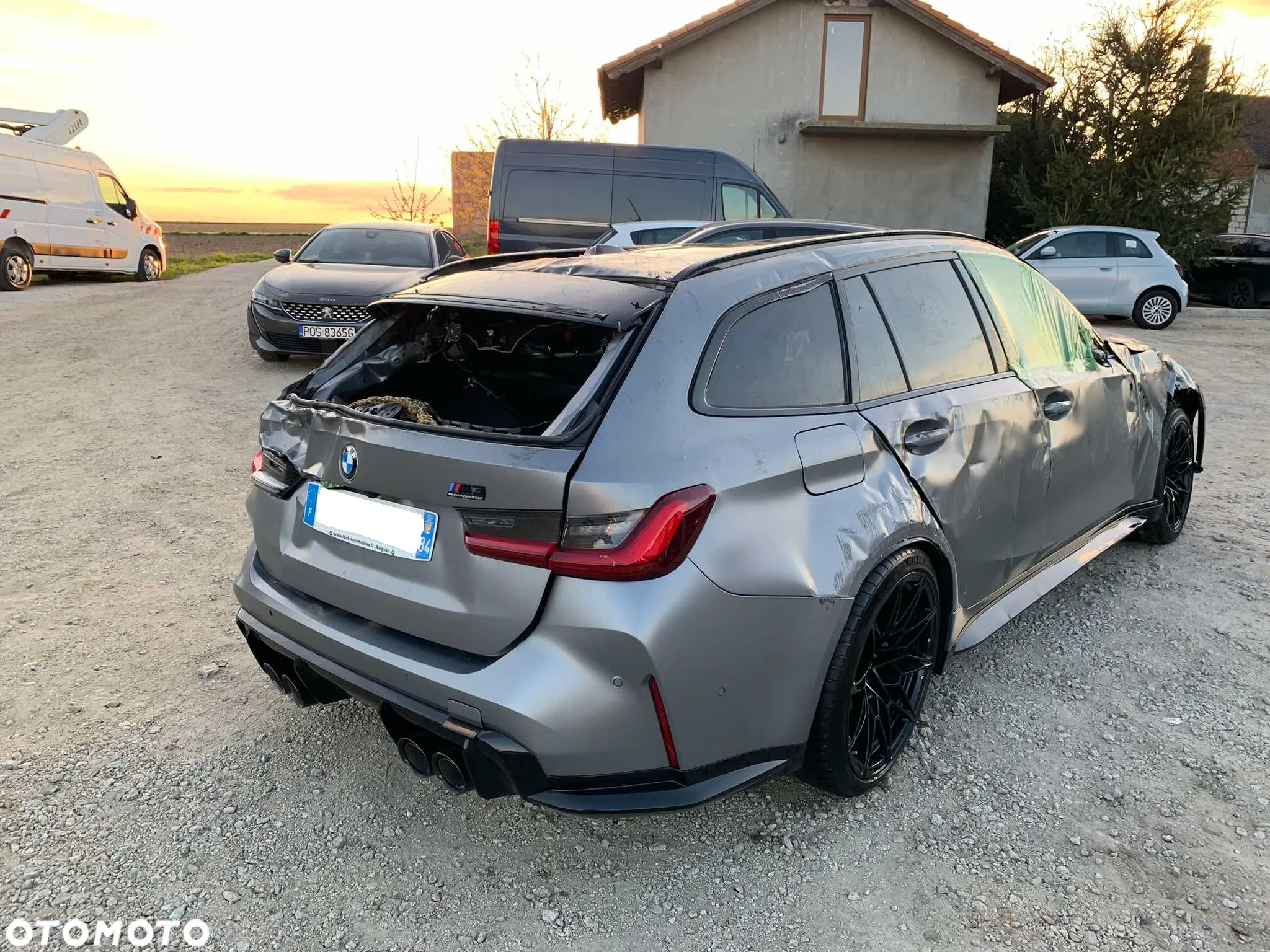 BMW M3 Competition Touring M xDrive - 37
