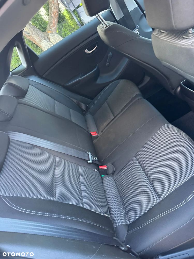 Hyundai i30 - 23