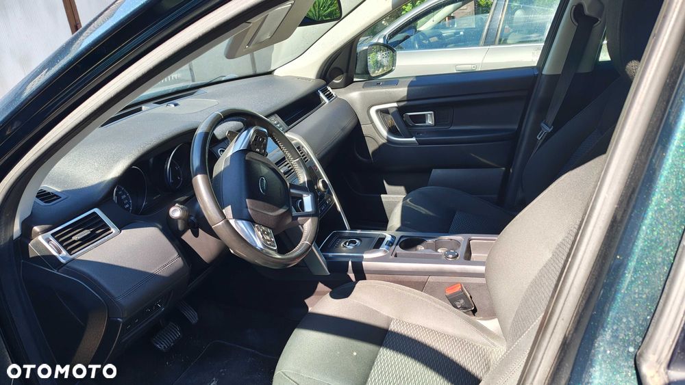Land Rover Discovery Sport - 2