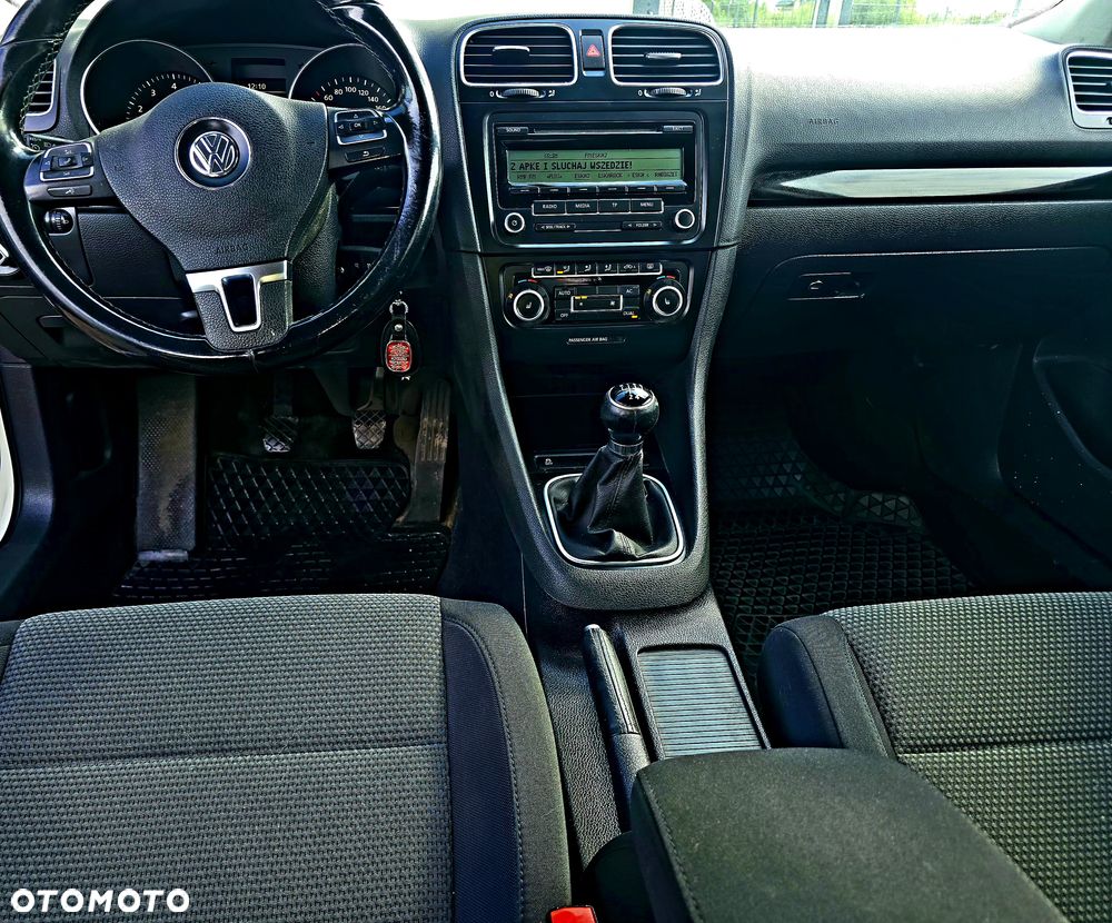 Volkswagen Golf 1.6 Comfortline - 16