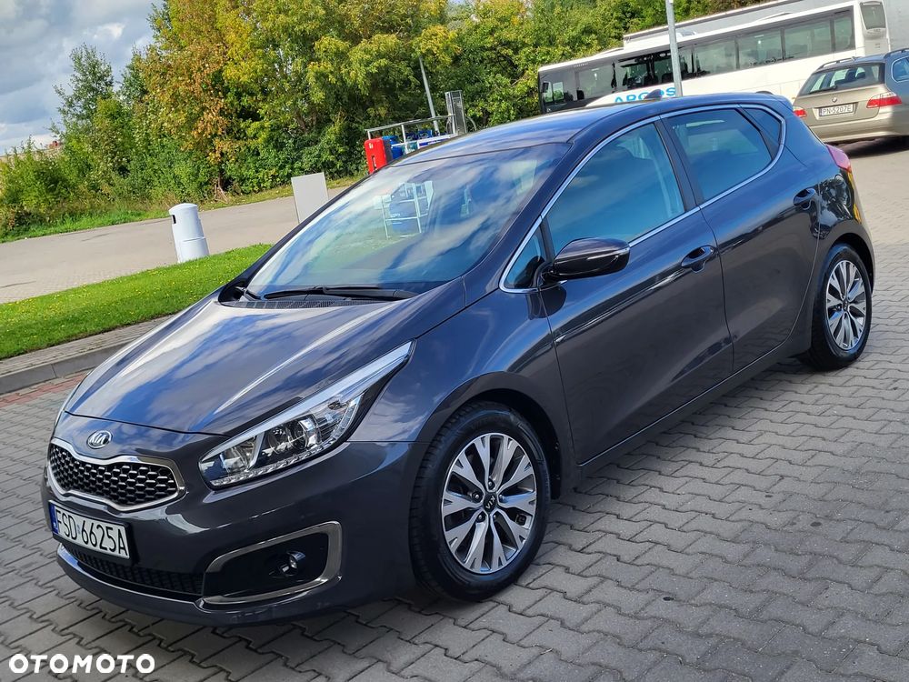 Kia Ceed 1.4 L Business Line - 13