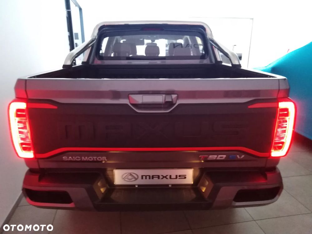 Maxus T90 EV - 13