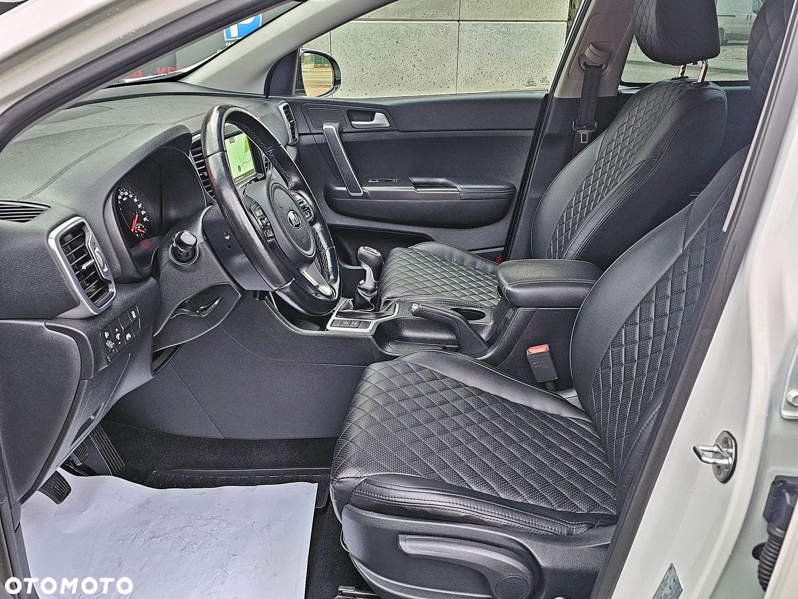 Kia Sportage 1.6 GDI 2WD DREAM-TEAM EDITION - 14