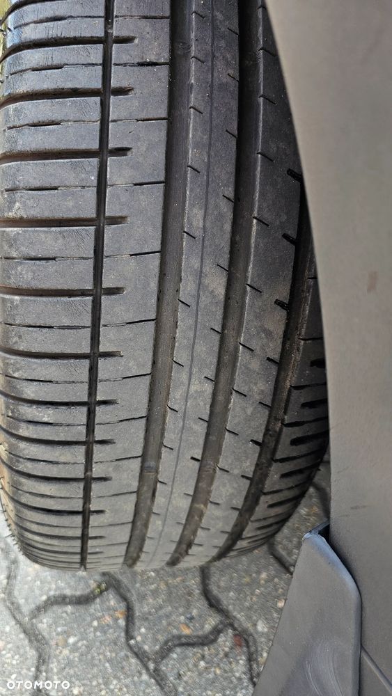 Ford Kuga 2.0 TDCi 2x4 SYNC - 28