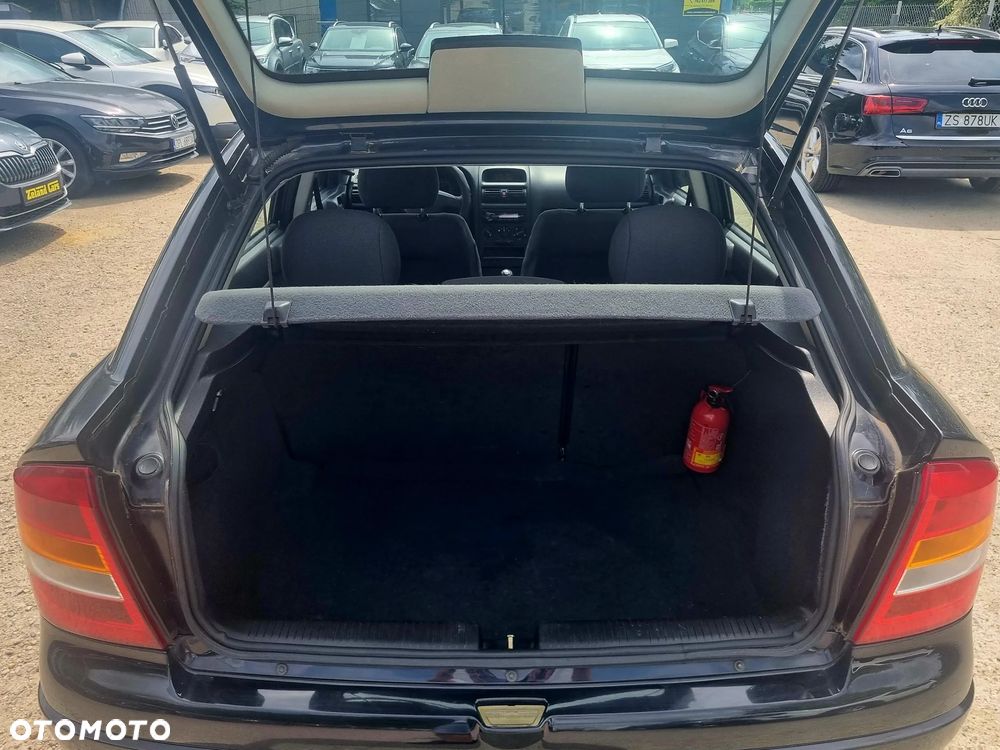 Opel Astra 1.4 Essentia - 7