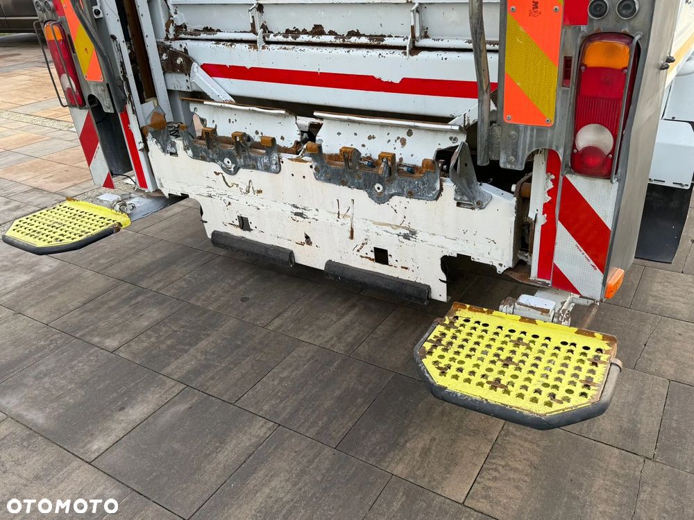 Renault Premium - 11