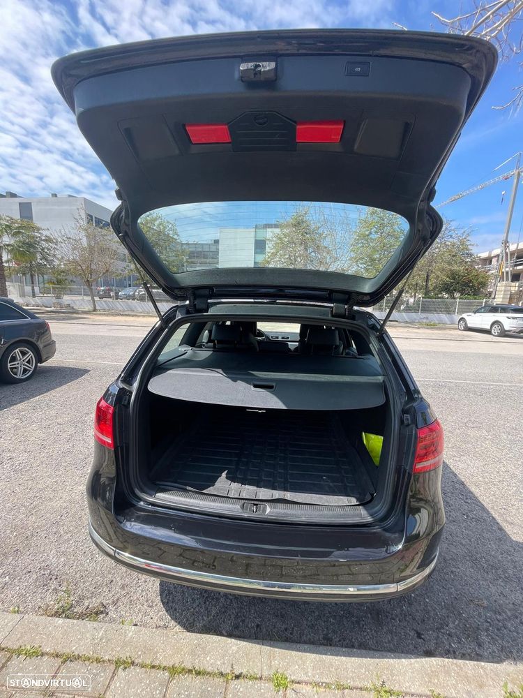 VW Passat Variant - 19
