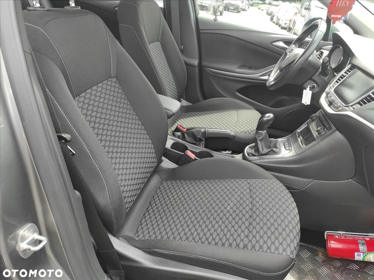 Opel Astra - 11