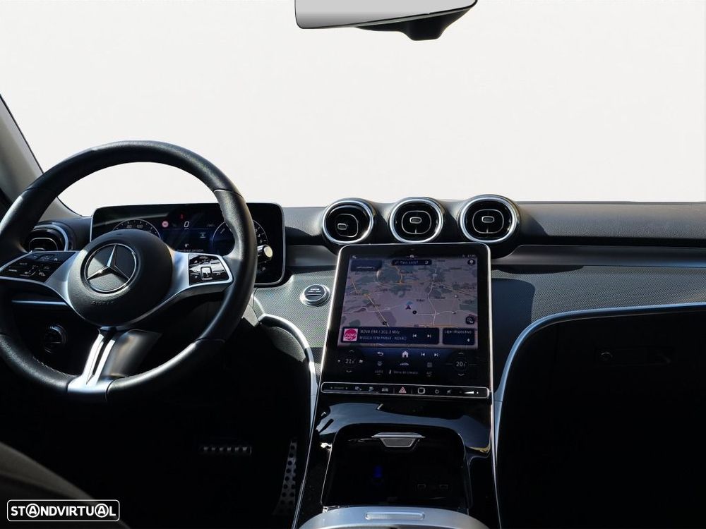 Mercedes-Benz C 300 — fotografia 11