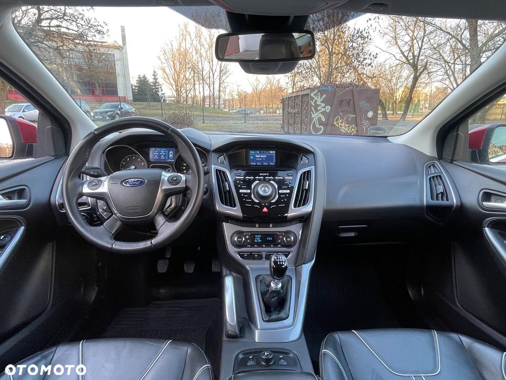 Ford Focus 1.6 EcoBoost Start-Stopp-System Titanium - 38