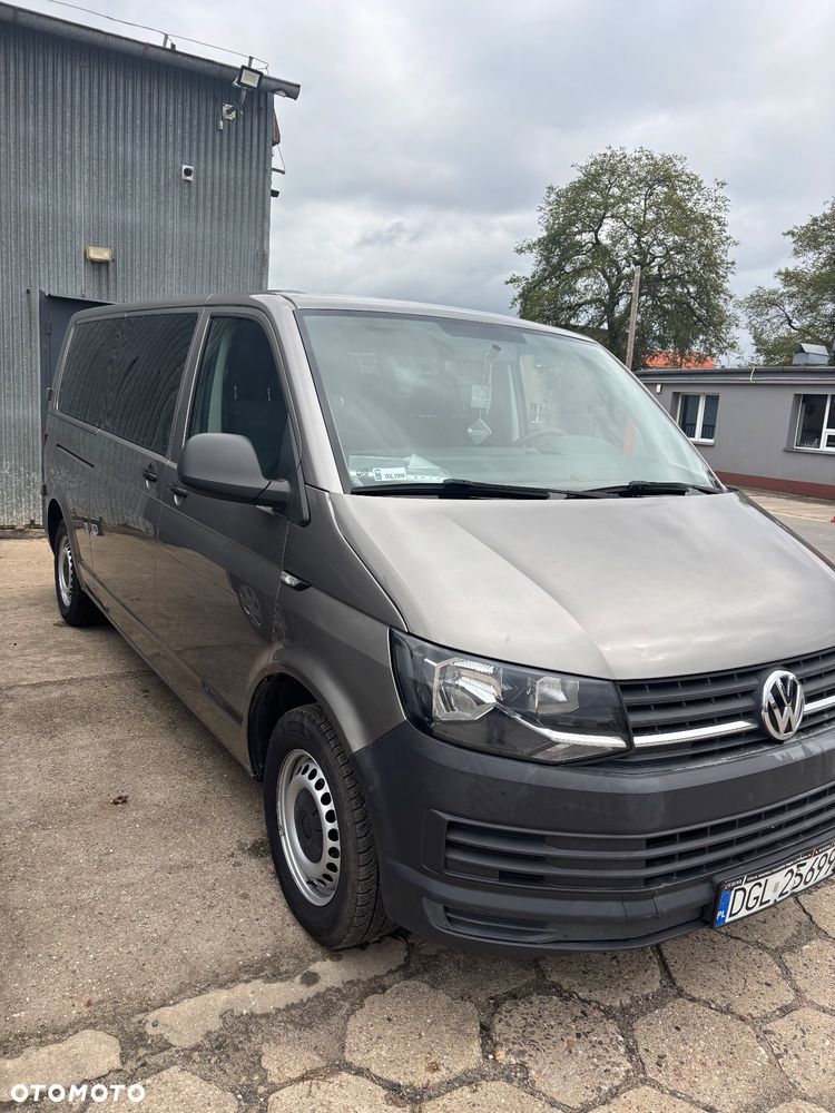 Volkswagen Transporter - 1