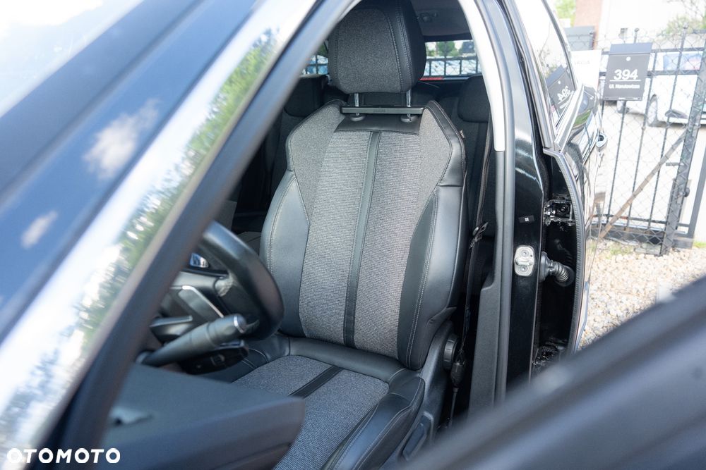 Peugeot 5008 THP 165 EAT6 Allure - 10