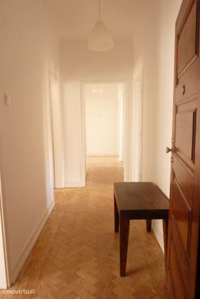 Apartamento T3, transformado em T4, Centro de Celas, HUC - Grande imagem: 3/15