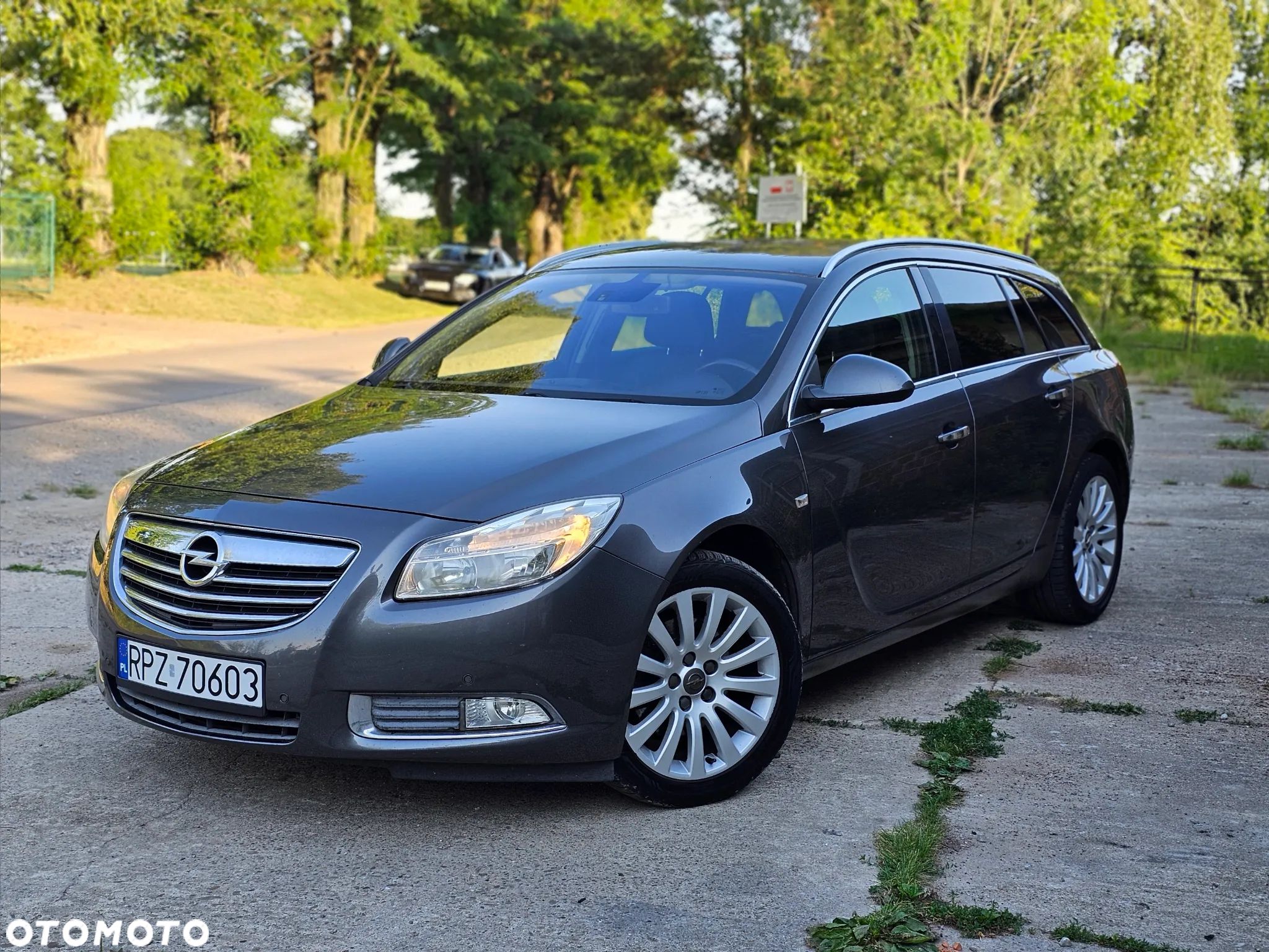 Opel Insignia 1.6 T Cosmo - 1