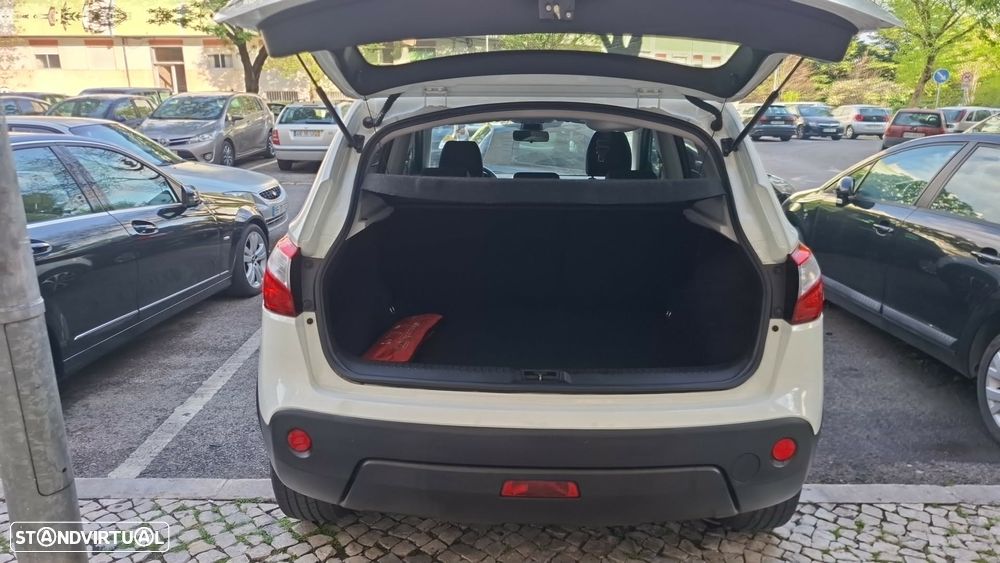 Nissan Qashqai 1.6 Tekna Premium 360 - 8