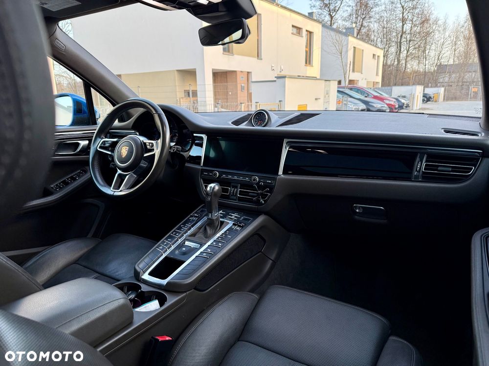 Porsche Macan - 13